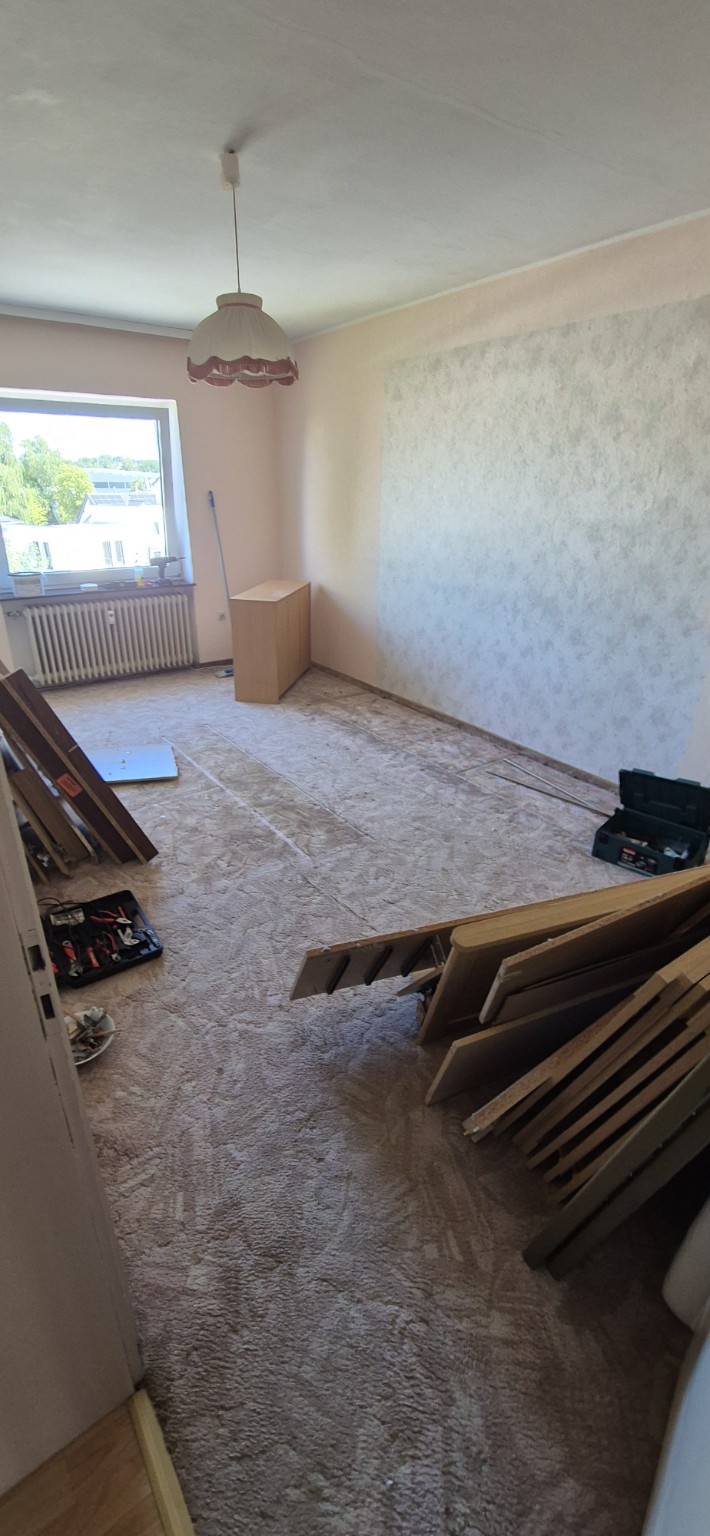 Vorher – Renovierung – Schlafzimmer